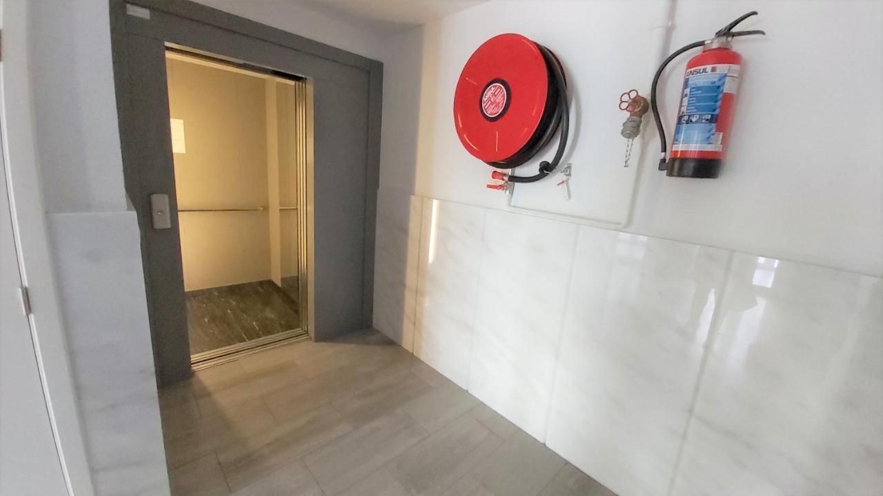 Marjori Oostende Met Gratis Parkeerplaats Exterior foto